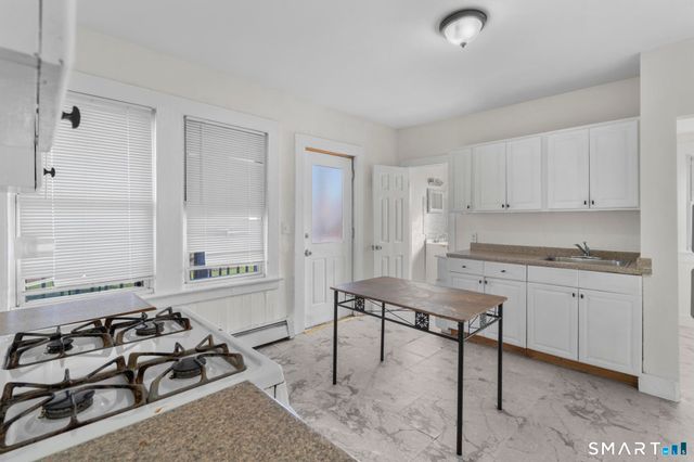 27 Botsford Street, Meriden, CT 06451