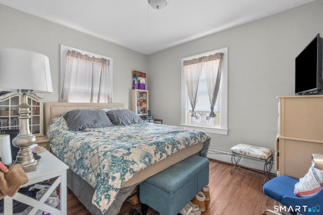 27 Botsford Street, Meriden, CT 06451