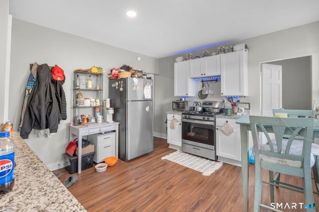 27 Botsford Street, Meriden, CT 06451