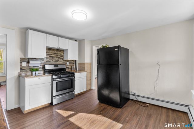 27 Botsford Street, Meriden, CT 06451
