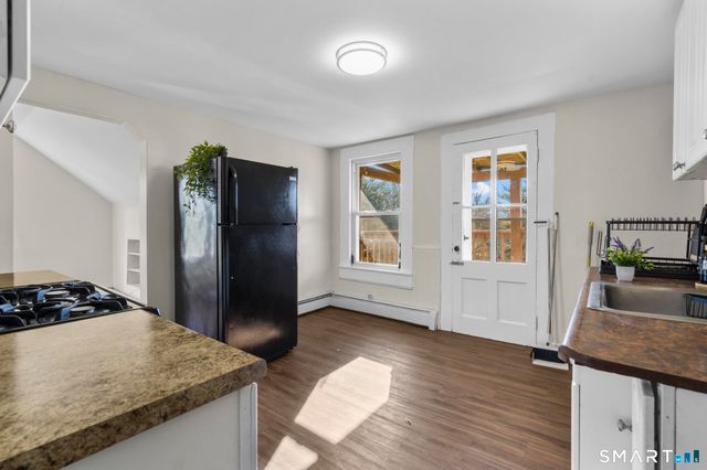 27 Botsford Street, Meriden, CT 06451