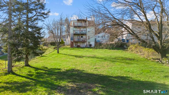 27 Botsford Street, Meriden, CT 06451