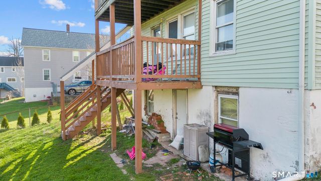 27 Botsford Street, Meriden, CT 06451
