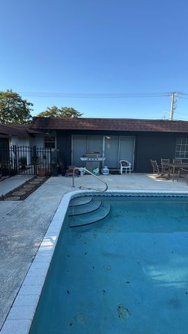 10 SW 46TH Avenue, Plantation, FL 33317