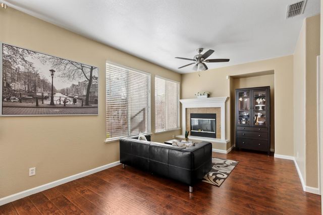 5376 Nickman Way, Sacramento, CA 95835