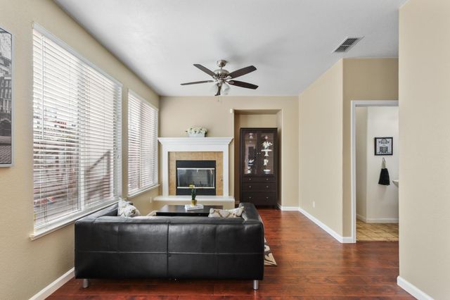 5376 Nickman Way, Sacramento, CA 95835