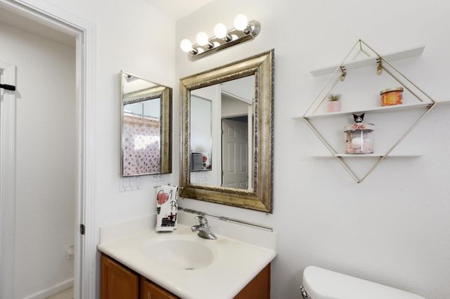 5376 Nickman Way, Sacramento, CA 95835