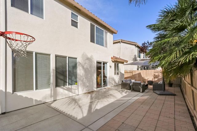 5376 Nickman Way, Sacramento, CA 95835