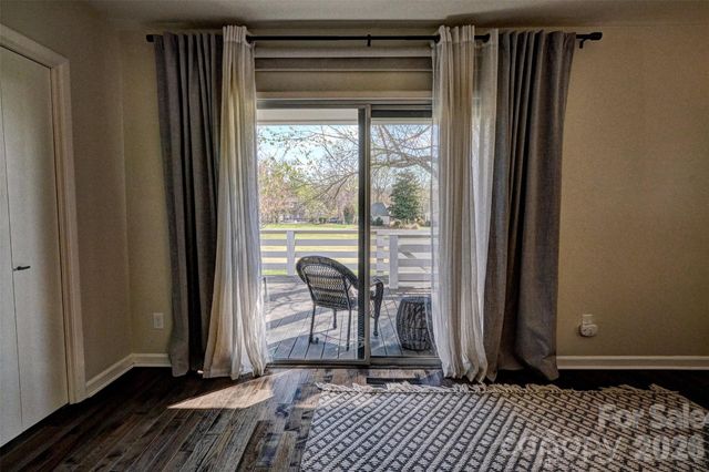 27 Apple Orchard Lane, Lake Wylie, SC 29710