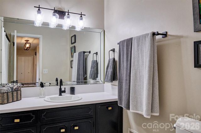 27 Apple Orchard Lane, Lake Wylie, SC 29710