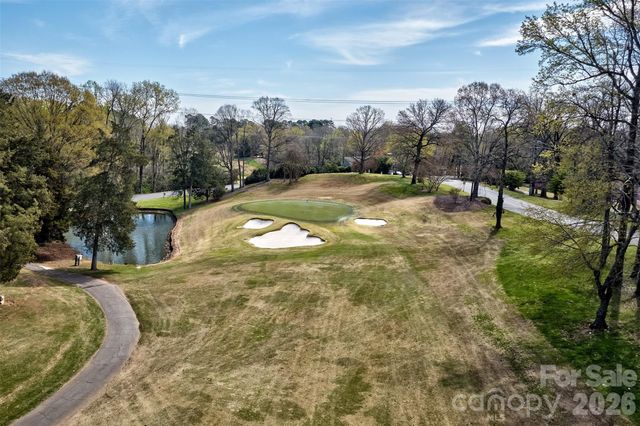 27 Apple Orchard Lane, Lake Wylie, SC 29710