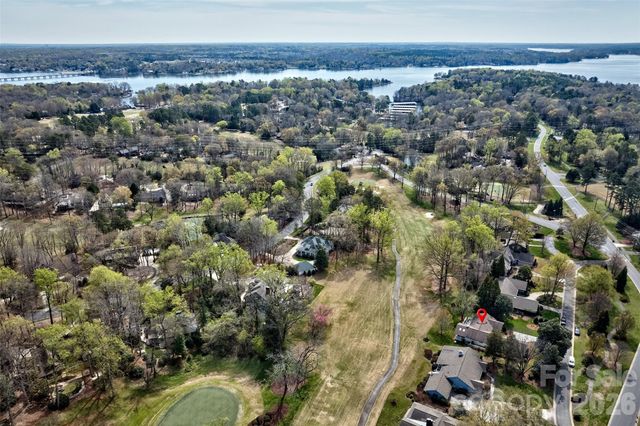 27 Apple Orchard Lane, Lake Wylie, SC 29710