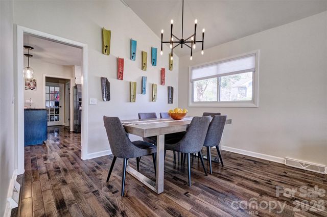 27 Apple Orchard Lane, Lake Wylie, SC 29710