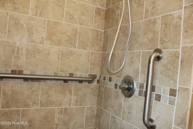 3049 Catherine Lake Road, Richlands, NC 28574