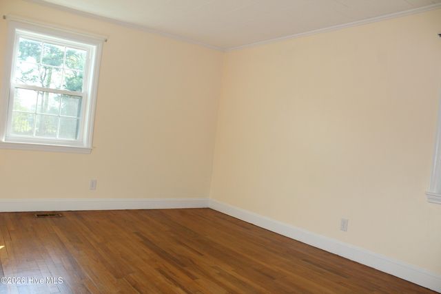 3049 Catherine Lake Road, Richlands, NC 28574