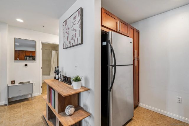 253 10Th Ave 329, San Diego, CA 92101