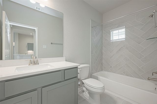 1041 Comal Trail, Dayton, TX 77535