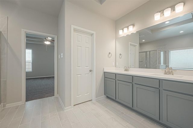 1041 Comal Trail, Dayton, TX 77535