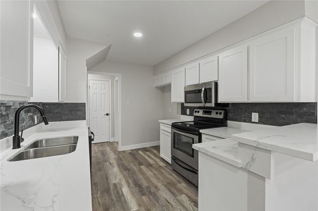 6726 Hunt Dr, Corpus Christi, TX 78413