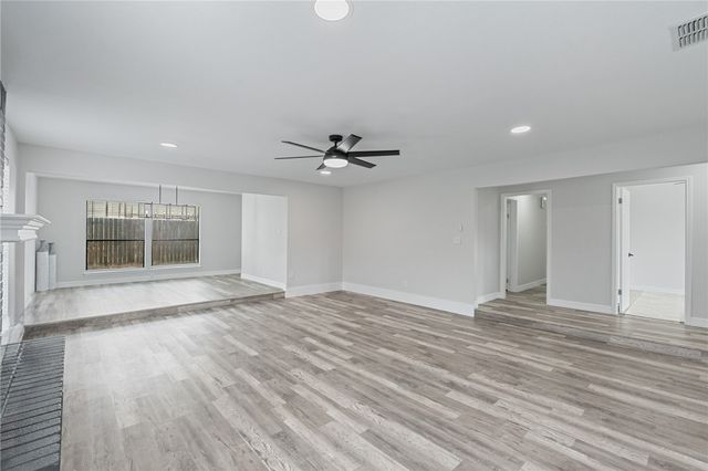 6726 Hunt Dr, Corpus Christi, TX 78413
