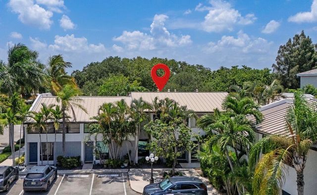 3900 NE 18TH Avenue 13C, Oakland Park, FL 33334