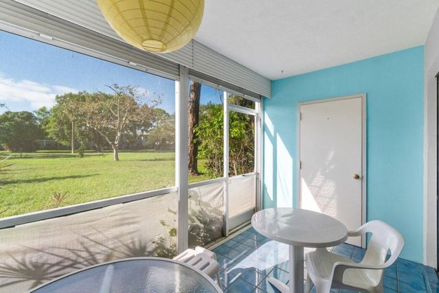 2460 SW 22nd Avenue 809, Delray Beach, FL 33445