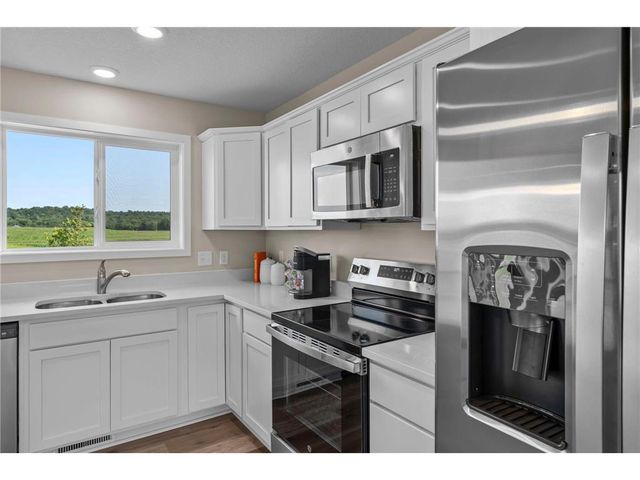 336 Ridge Road, Le Sueur, MN 56058