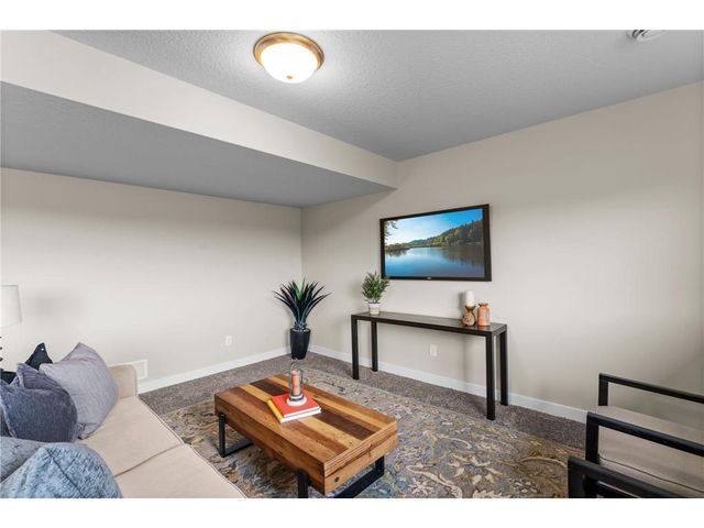 336 Ridge Road, Le Sueur, MN 56058