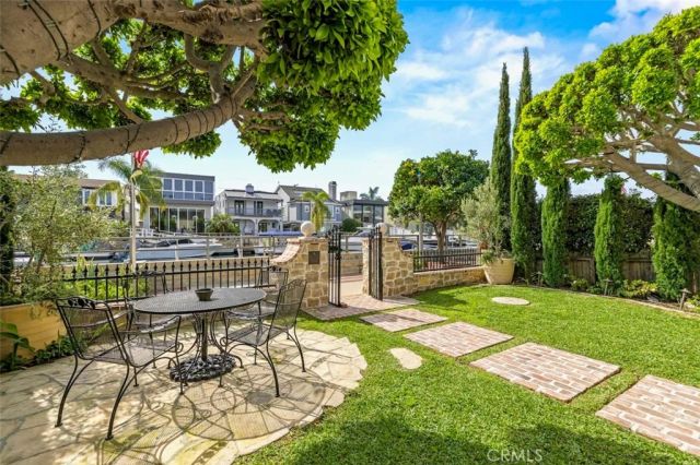 89 Rivo Alto Canal, Long Beach, CA 90803