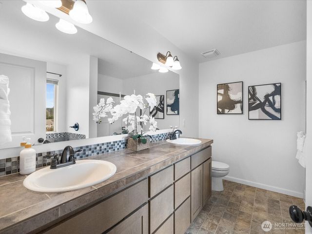 17910 121st Street E, Bonney Lake, WA 98391