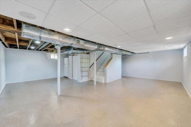 5329 Eden AVE, Roanoke, VA 24018