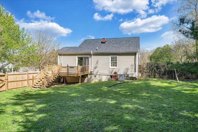 5329 Eden AVE, Roanoke, VA 24018