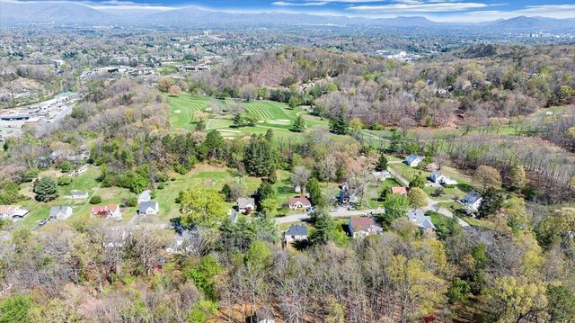 5329 Eden AVE, Roanoke, VA 24018
