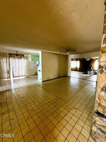 3450 Frankfort Court, Oxnard, CA 93033