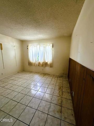 3450 Frankfort Court, Oxnard, CA 93033