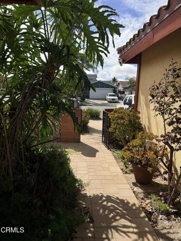 3450 Frankfort Court, Oxnard, CA 93033