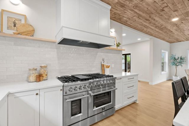 4404 Wilson Street, Minnetonka, MN 55345