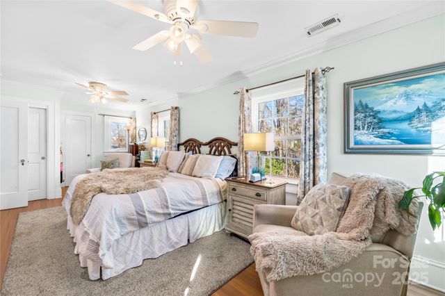 209 W 3rd Avenue, Gastonia, NC 28052