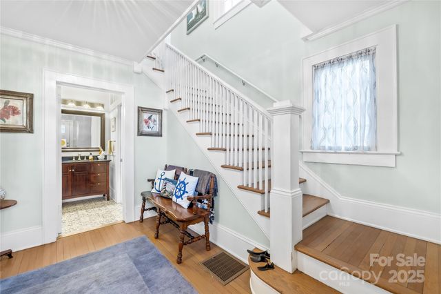 209 W 3rd Avenue, Gastonia, NC 28052