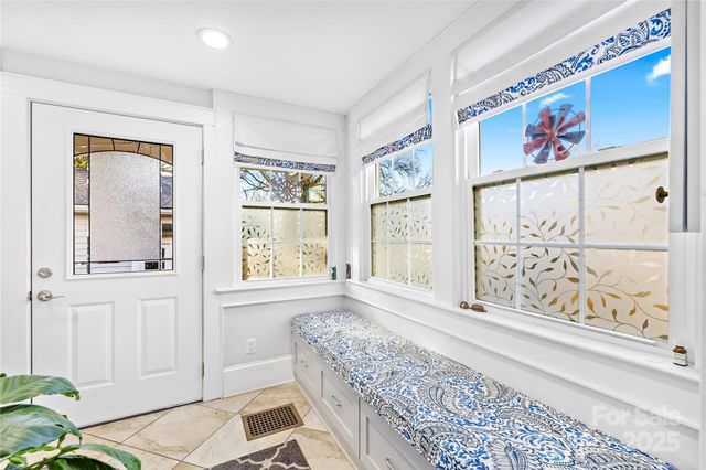 209 W 3rd Avenue, Gastonia, NC 28052