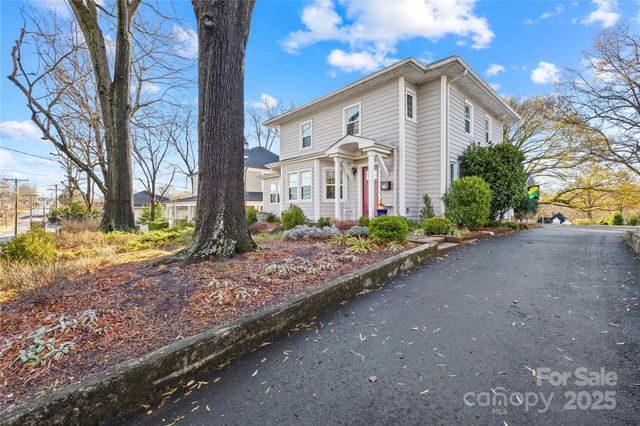 209 W 3rd Avenue, Gastonia, NC 28052