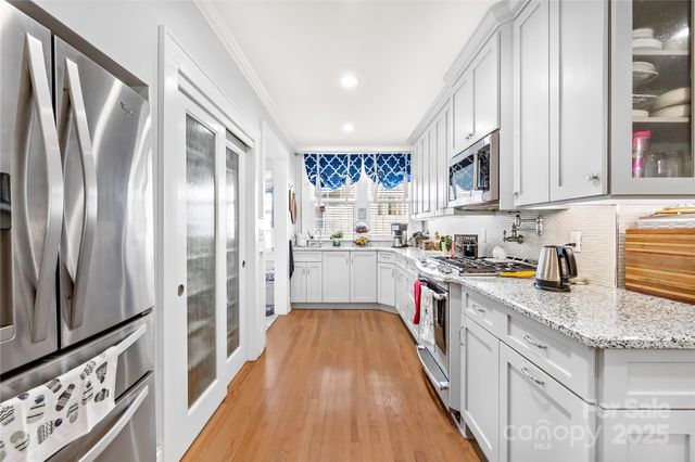 209 W 3rd Avenue, Gastonia, NC 28052