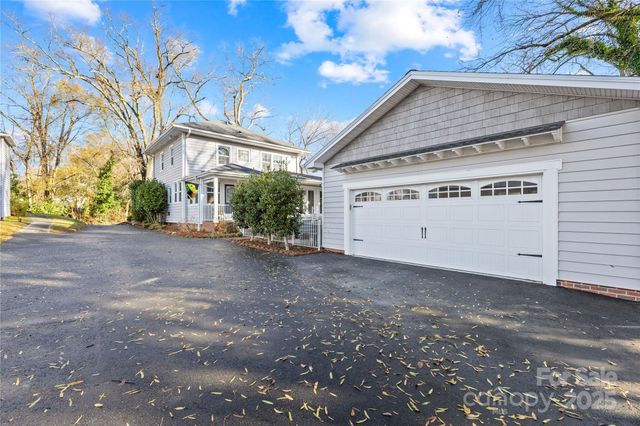 209 W 3rd Avenue, Gastonia, NC 28052