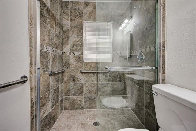 4512 SE 21st Street, Del City, OK 73115