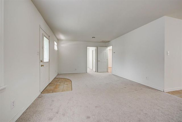 4512 SE 21st Street, Del City, OK 73115
