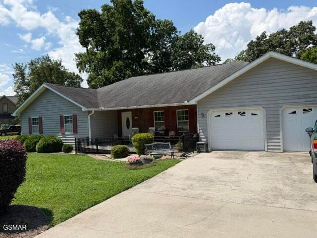309 Riverdale Drive, Sevierville, TN 37862
