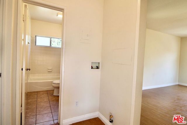 1319 E California Avenue B, Glendale, CA 91206