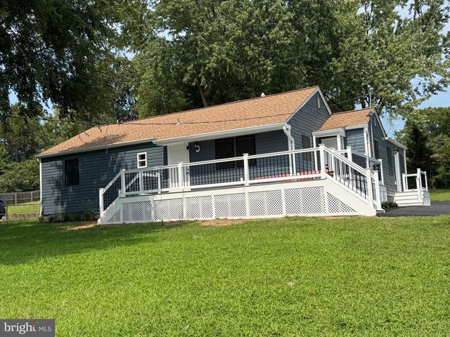 1516 WALNUT ST, Woodbridge, VA 22191
