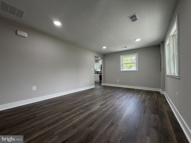 1516 WALNUT ST, Woodbridge, VA 22191