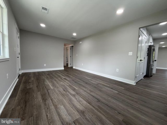 1516 WALNUT ST, Woodbridge, VA 22191